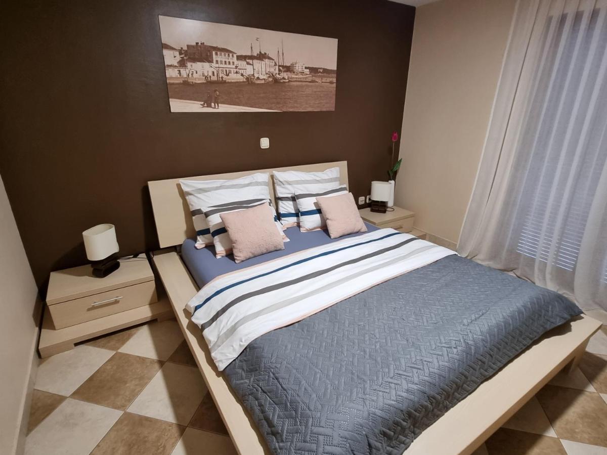 M&M Apartments Биоград на Мору Екстериор снимка